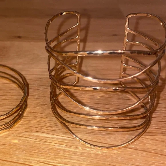 Two piece bangle set - Picture 2 of 3
